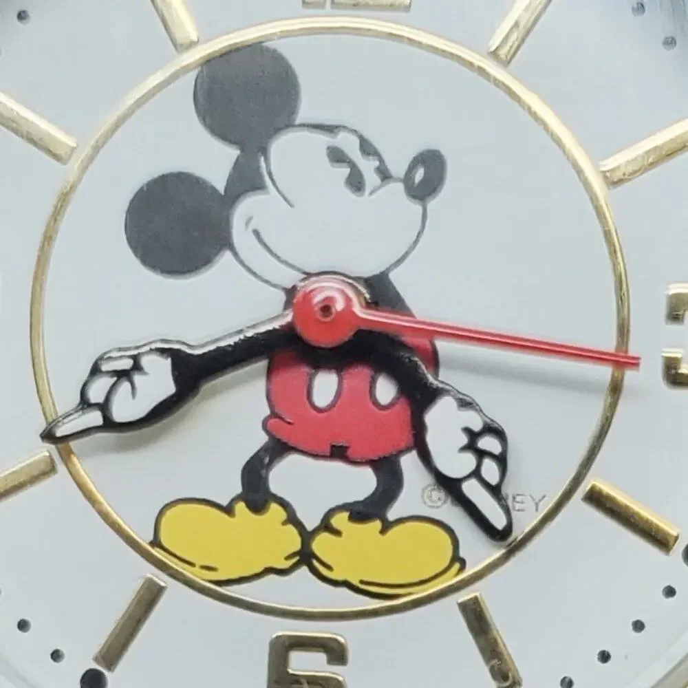 Disney Mickey Mouse Silver-Toned Metal Band Watch